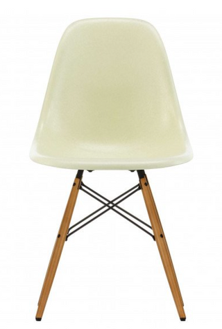 Eames Fiberglas Chair DSW