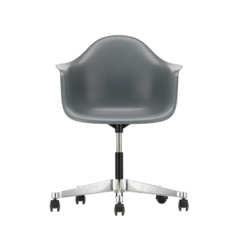 Eames Plastic Armchair PACC