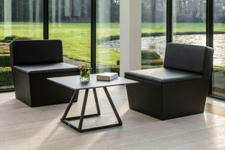 Linea Lounge table