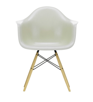 Eames Plastic Armchair RE DAW